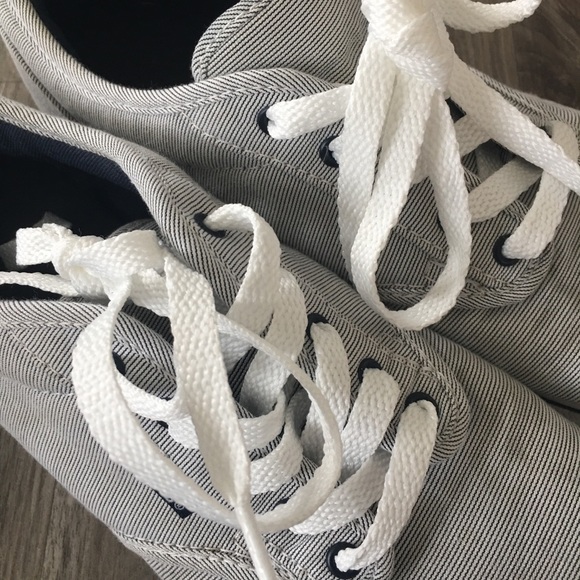 Vans Sneakers - Picture 5 of 11